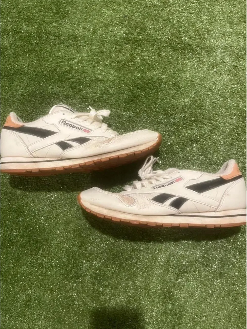 Vintage Reebok Classic Leather Black & White Sneakers FX1249 Size US 9